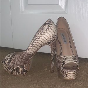 Steve Madden open toe heels